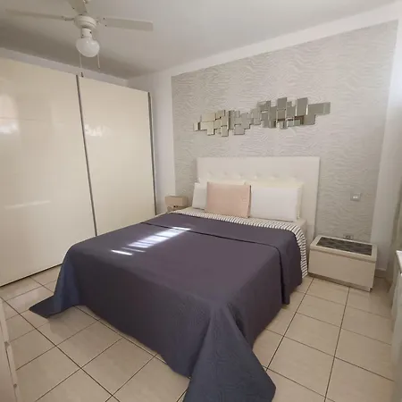 Parque Santiago Las Americas Apartamento