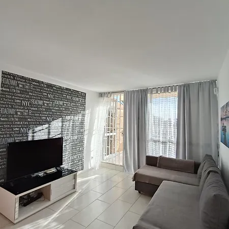 Parque Santiago Las Americas Apartamento