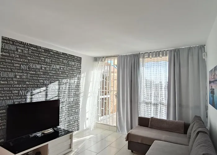 Parque Santiago Las Americas Apartmán